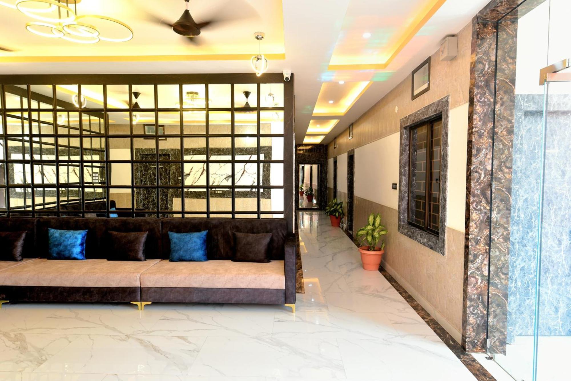 Hotel Maya's Nest By Basotel Varanasi